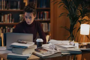 scholarships for women returning to school